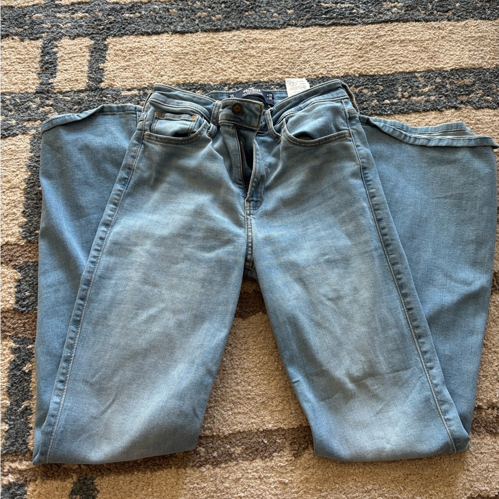 Hollister Light Blue Women's High waisted flare jeans size 3S